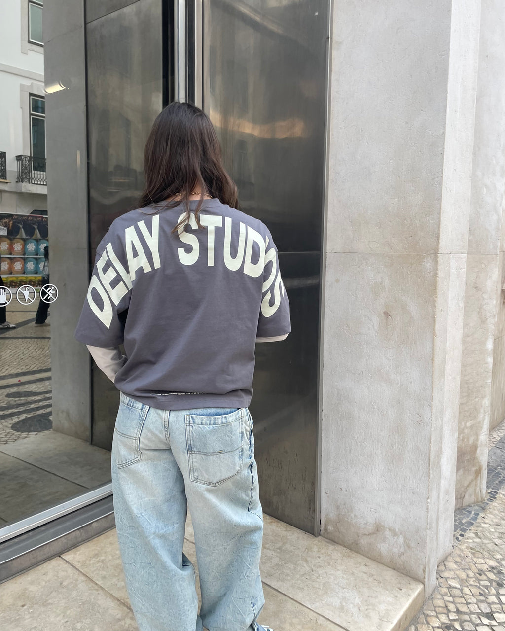 DELAYSTUDIOS GREY T-SHIRT