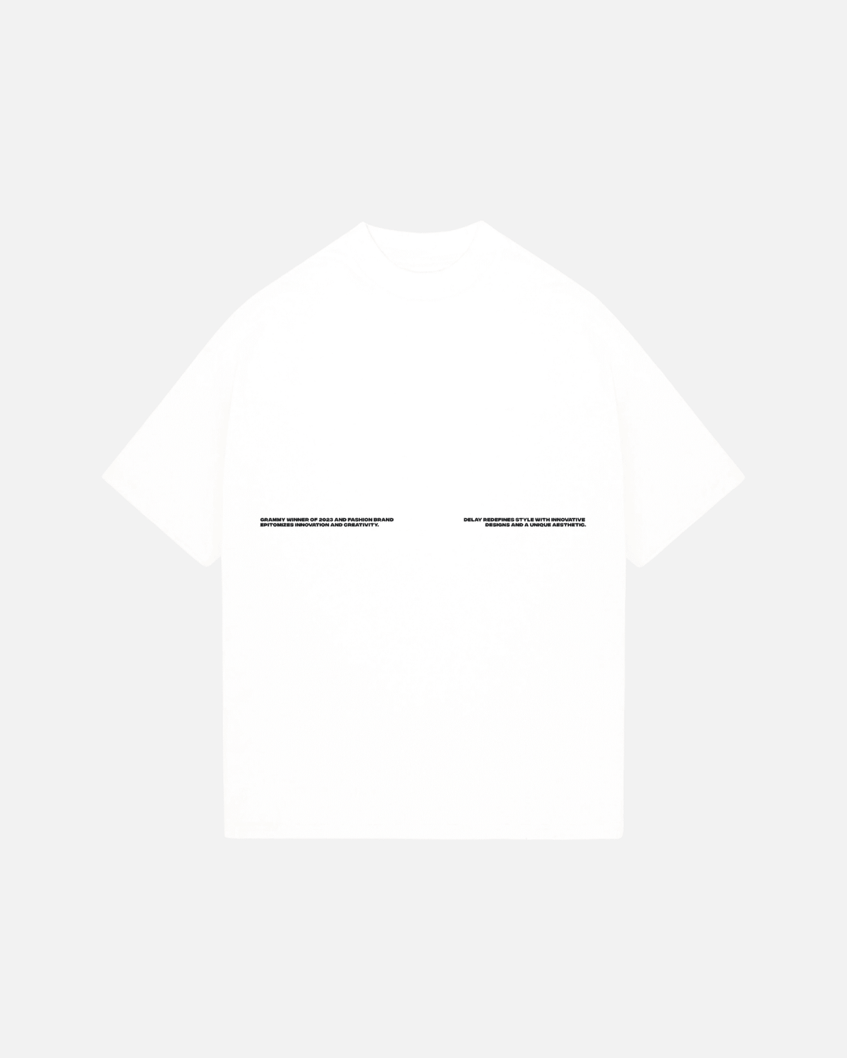 T-shirt branca da Delaystudios com design simples, feita de algodão, ideal para looks casuais e confortáveis.