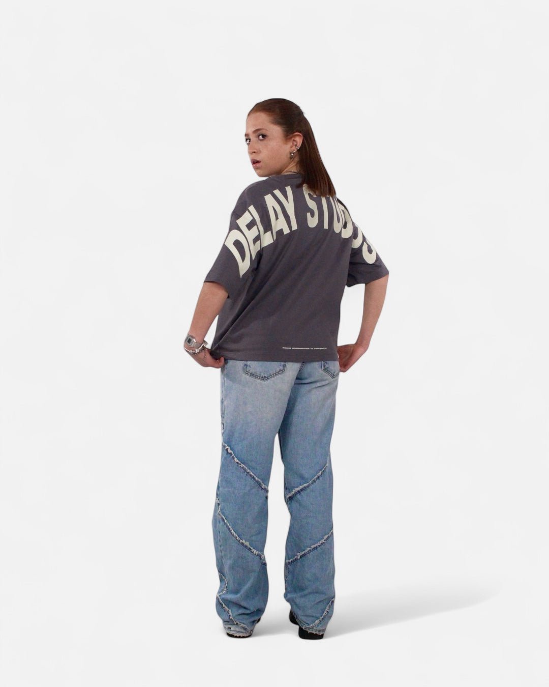 DELAYSTUDIOS GREY BOXY T-SHIRT - Delaystudios