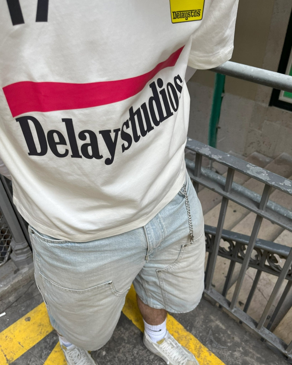 RACE ECRU BOXY T-SHIRT - Delaystudios